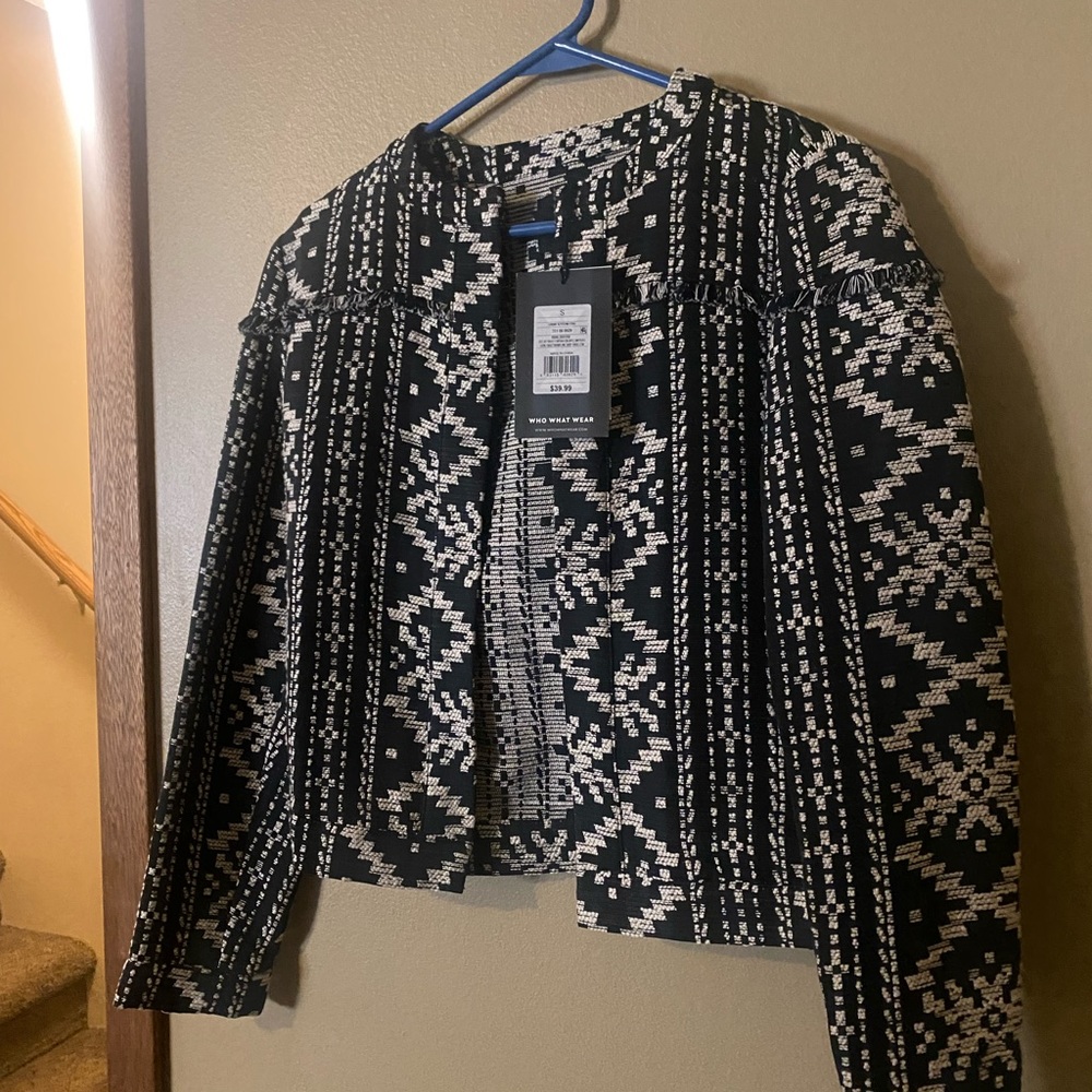 Who What Wear size small black and white jacket.